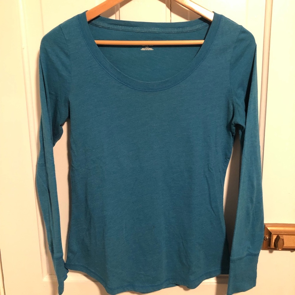 Mossimo scoop-neck l/s tees